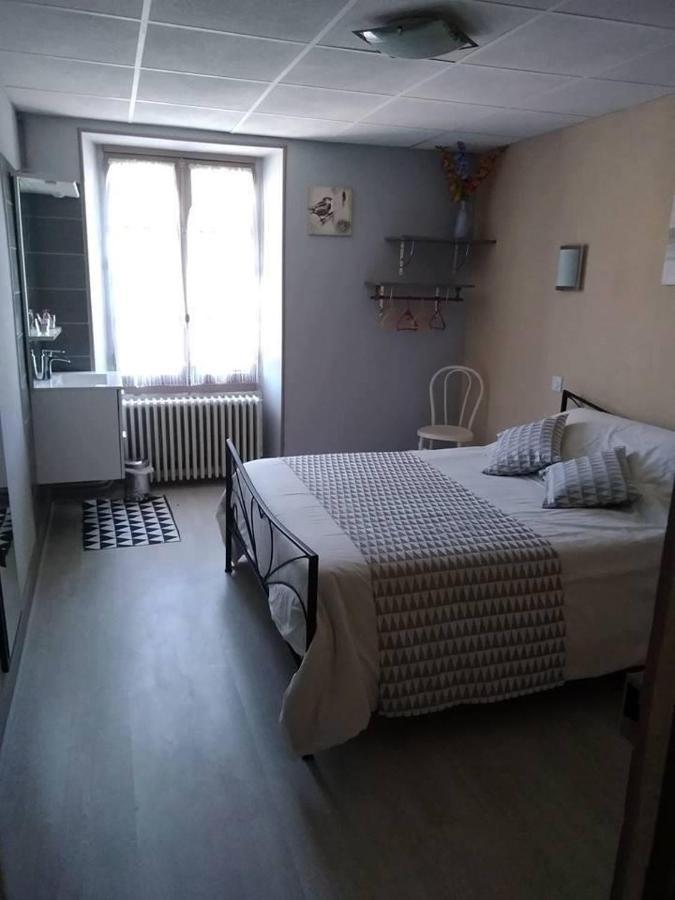 Hotel Moderne Prades-d'Aubrac Экстерьер фото