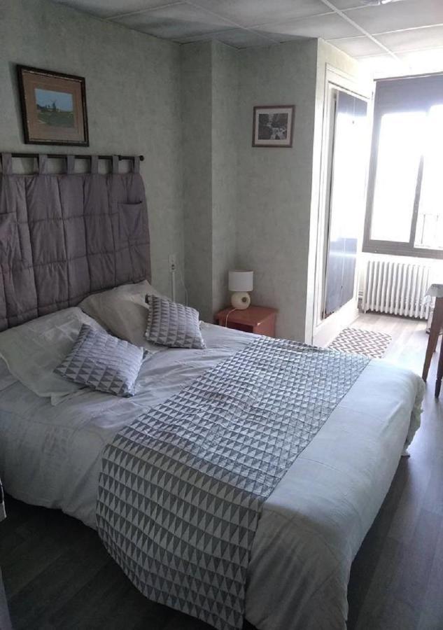 Hotel Moderne Prades-d'Aubrac Экстерьер фото