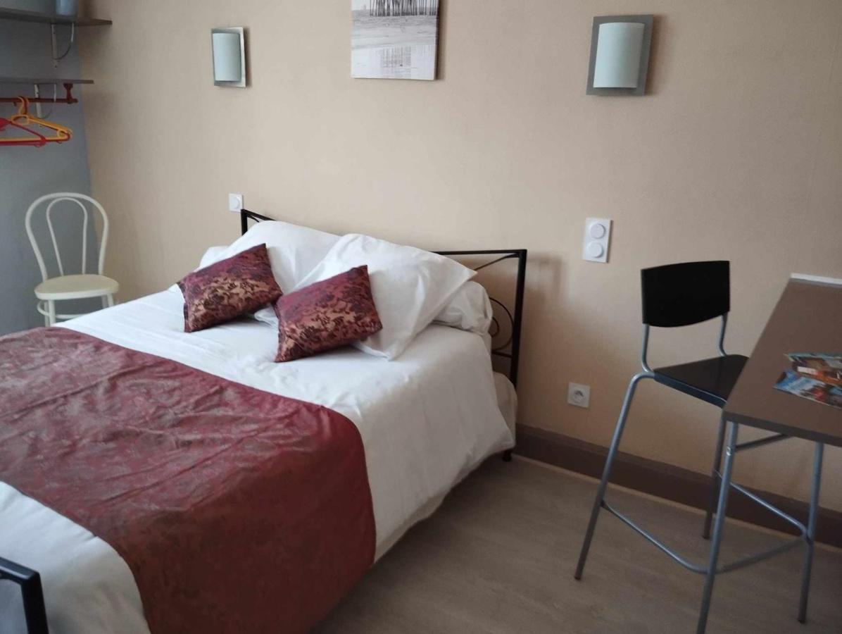 Hotel Moderne Prades-d'Aubrac Экстерьер фото